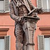 Foto: Particolare del Monumento - Piazza Galvani (Bologna) - 2